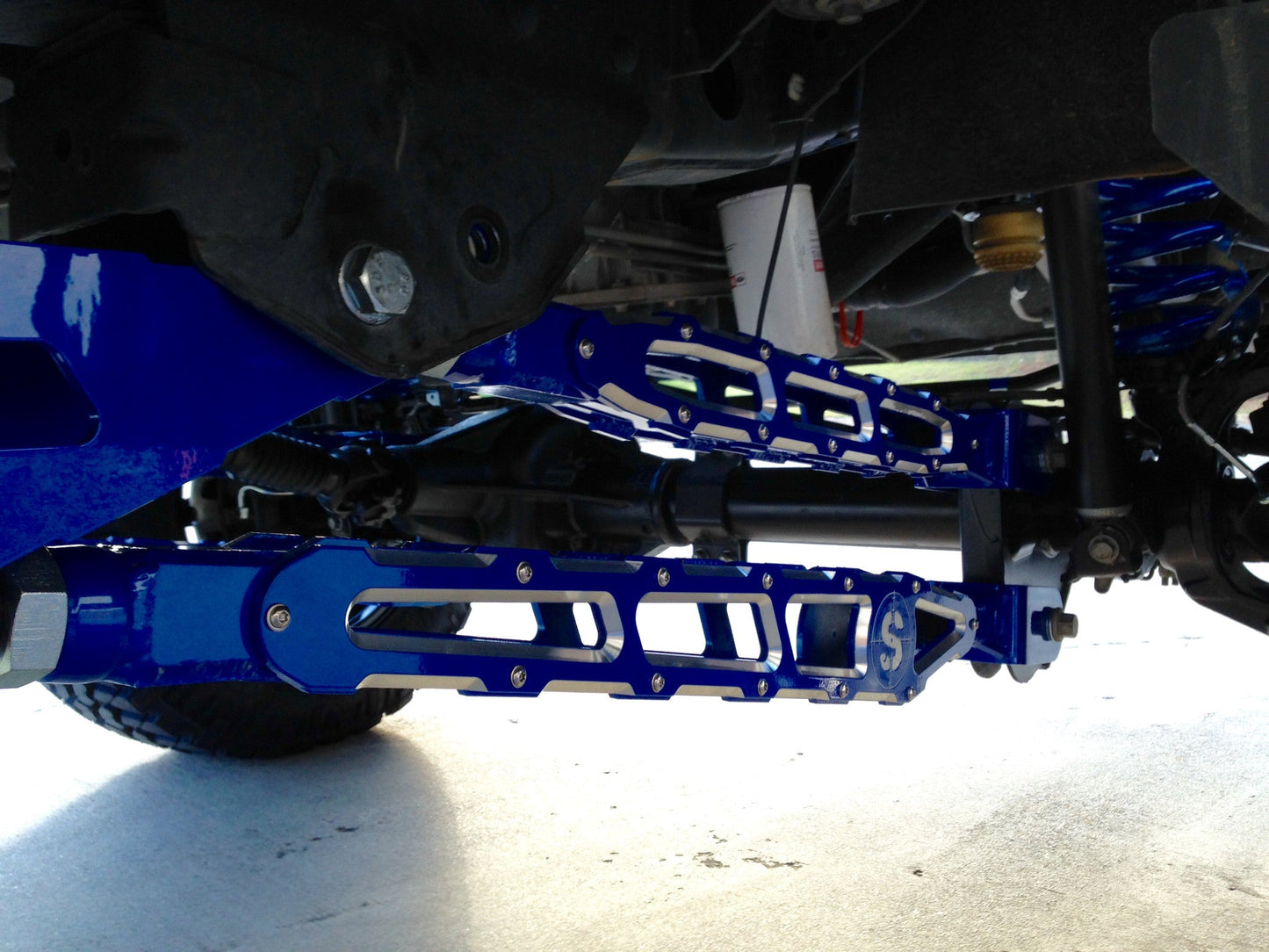 4-8" Lift Identity Series 4-Link Conversion for 2008-2016 Ford F250/F350 Super Duty 4WD